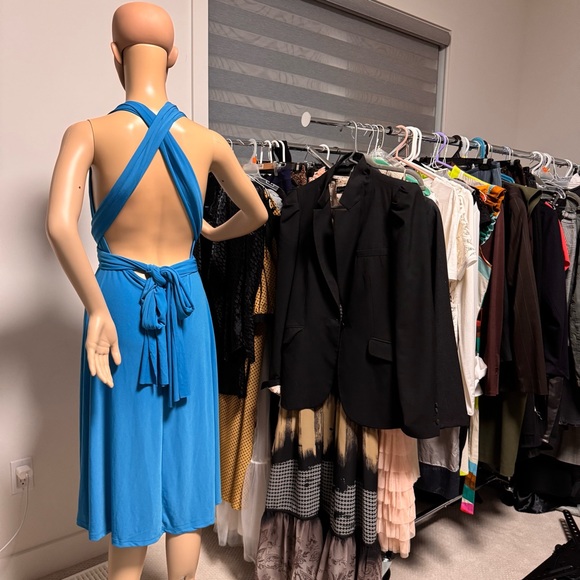 Fun tie the way you want dress! - Picture 5 of 7